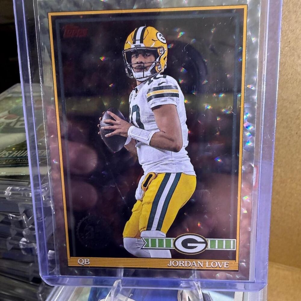 Unbranded Pink and Green Trading-cards